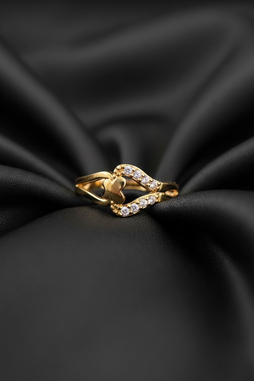 Gold Ring - 11 Luxury Product Photo - Mobile Optimized