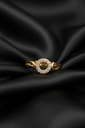 Gold Ring - 18 Luxury Product Photo - Mobile Optimized