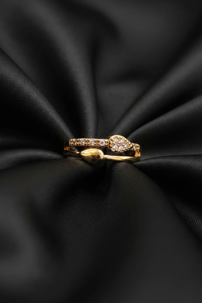 Gold Ring - 7 Luxury Product Photo - Mobile Optimized