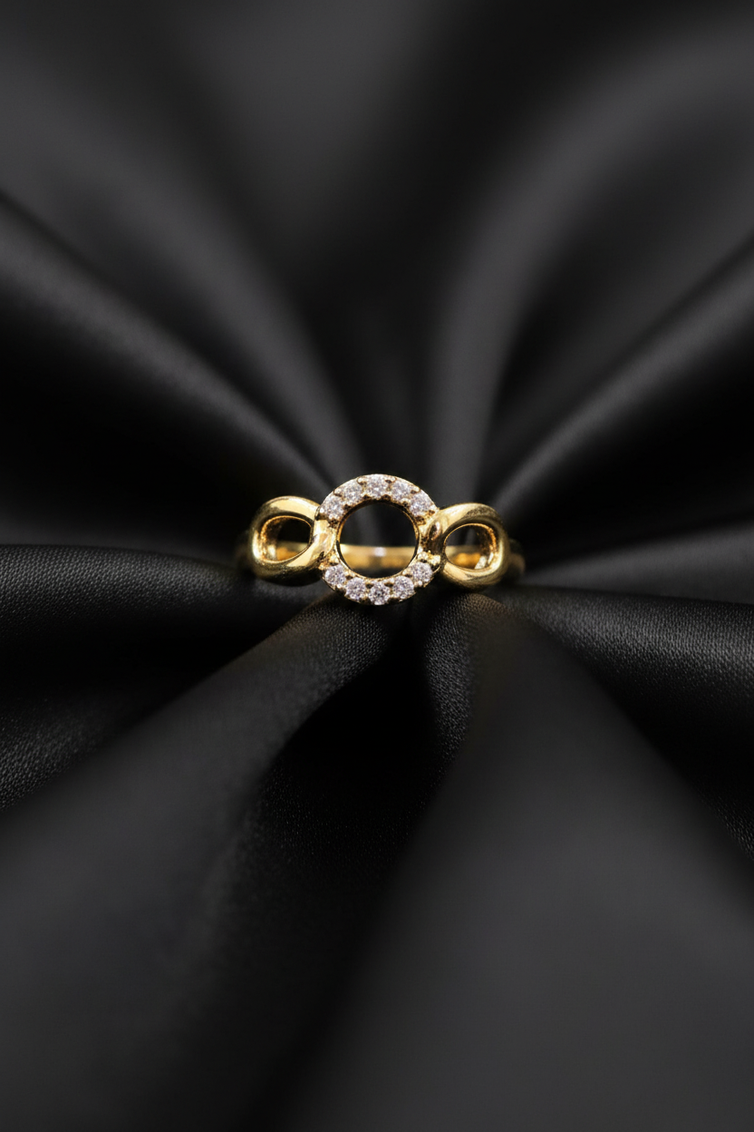 Gold Ring - 8 Luxury Product Photo - Mobile Optimized