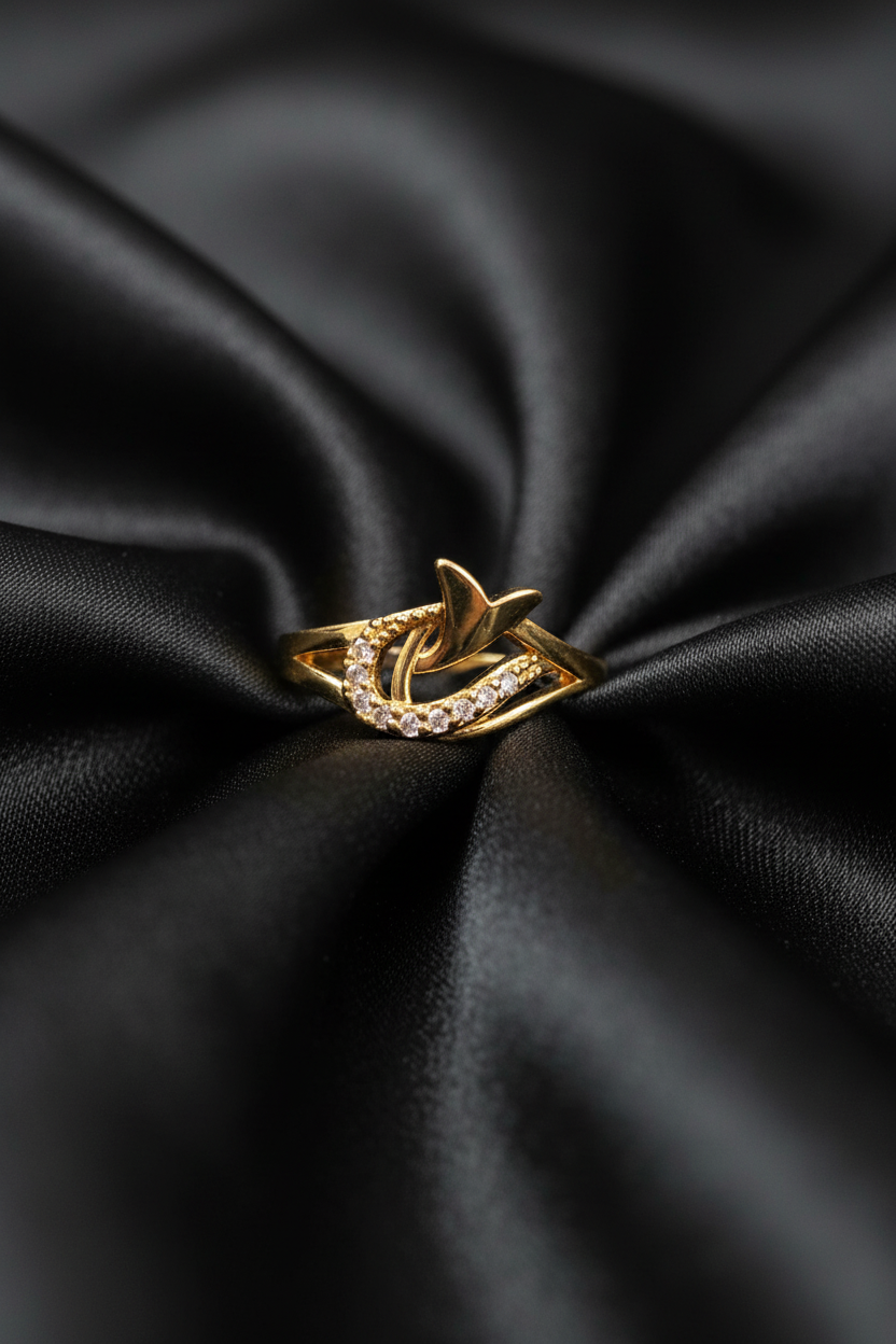 Gold Ring - 9 Luxury Product Photo - Mobile Optimized